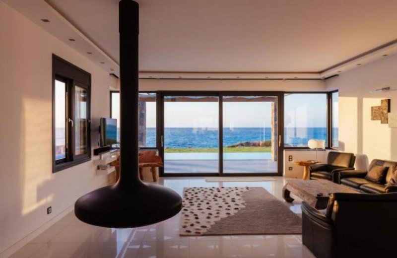 Mochlos Kreta, Mochlos: Einzigartige Villa am Meer mit großem Pool und Gärten zu verkaufen Haus kaufen